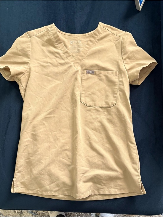 Figs Tops - FIGS Tan V-Neck Pocket Scrub Top 2xs